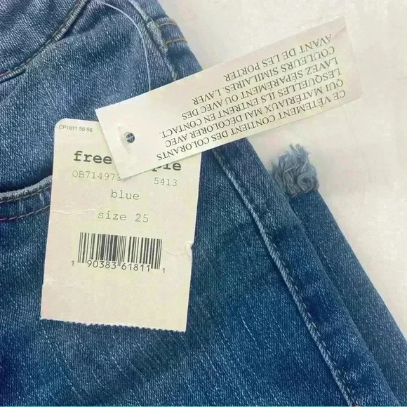 NWT Free People Women’s Raw Hem Cropped Jeans Blue Size 25 - Picture 11 of 12